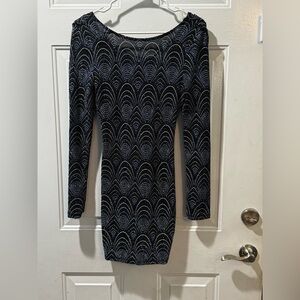 Iris Long Sleeve Black and Silver Dress Sz large